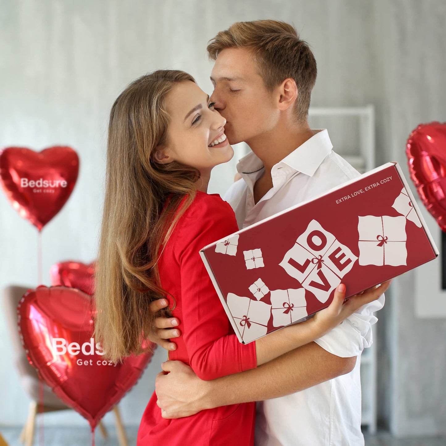 Bedsure Valentines Day Throw Blanket - Soft and Warm Sherpa Heart Blankets Valentines Day Gifts for Him and Her, I Love You Red 50"x60"