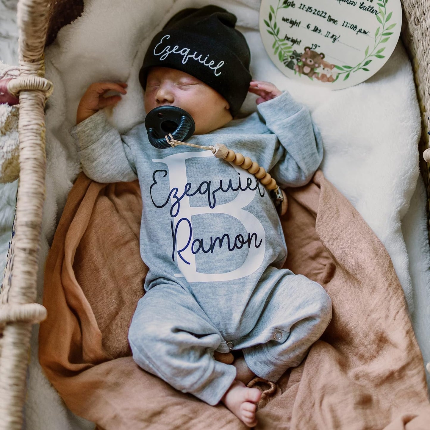 Custom Personalized Newborn Baby Coming Home Outfit with Monogrammed Sleeper, Custom Embroidered Romper and Hat Set for Baby Girl and Boy - Perfect Baby Shower Gift (Style 1)